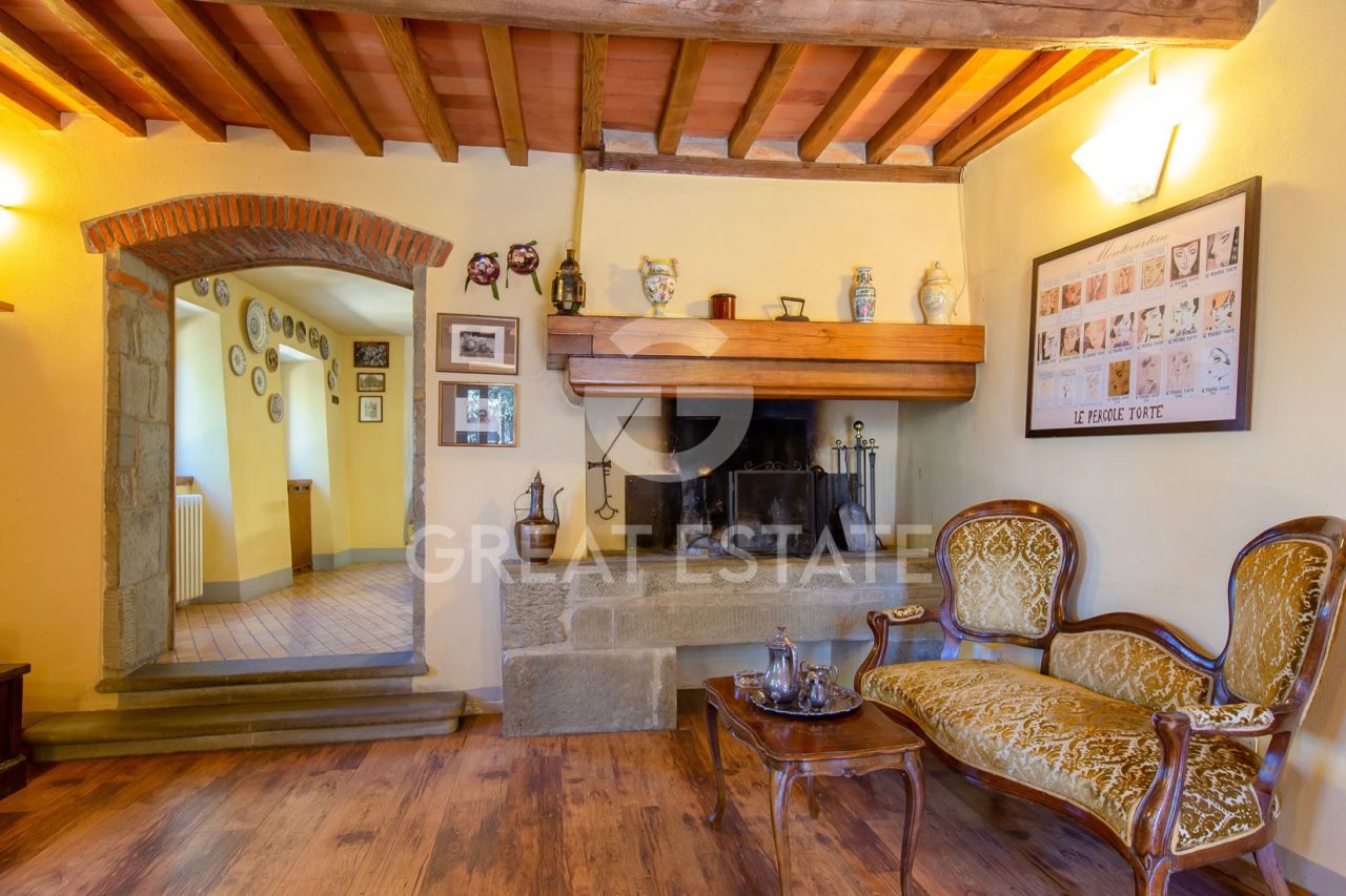 Maison Loro Ciuffenna, Italie, 800.35 m² - image 12