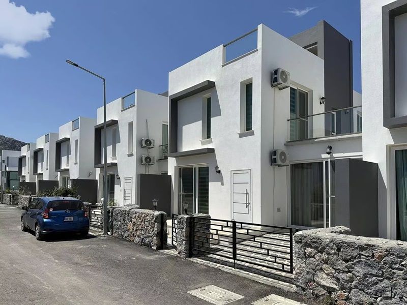 Villa à Karşıyaka, Chypre, 140 m² - image 1