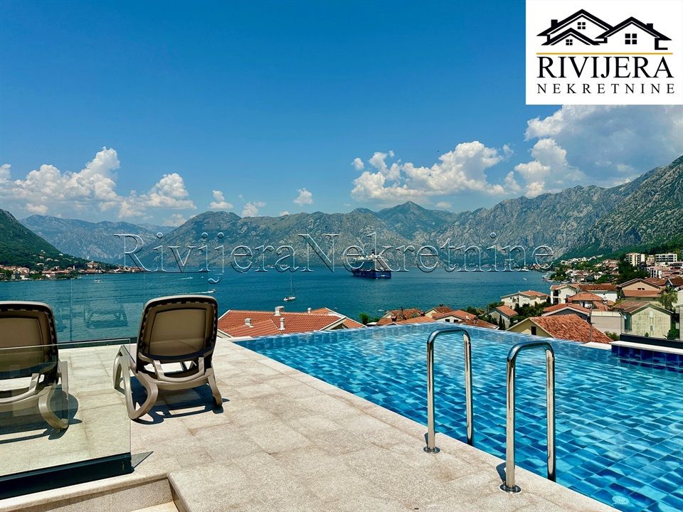 Appartement à Kotor, Monténégro, 191 m² - image 1