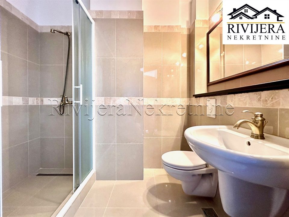 Flat in Kotor, Montenegro, 103 m² - picture 8