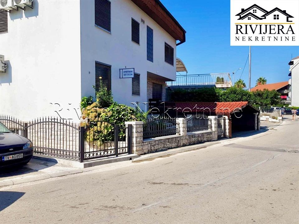 House in Tivat, Montenegro, 310 m² - picture 11