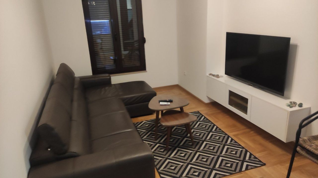 Apartment in Becici, Montenegro, 42 m² - picture 1