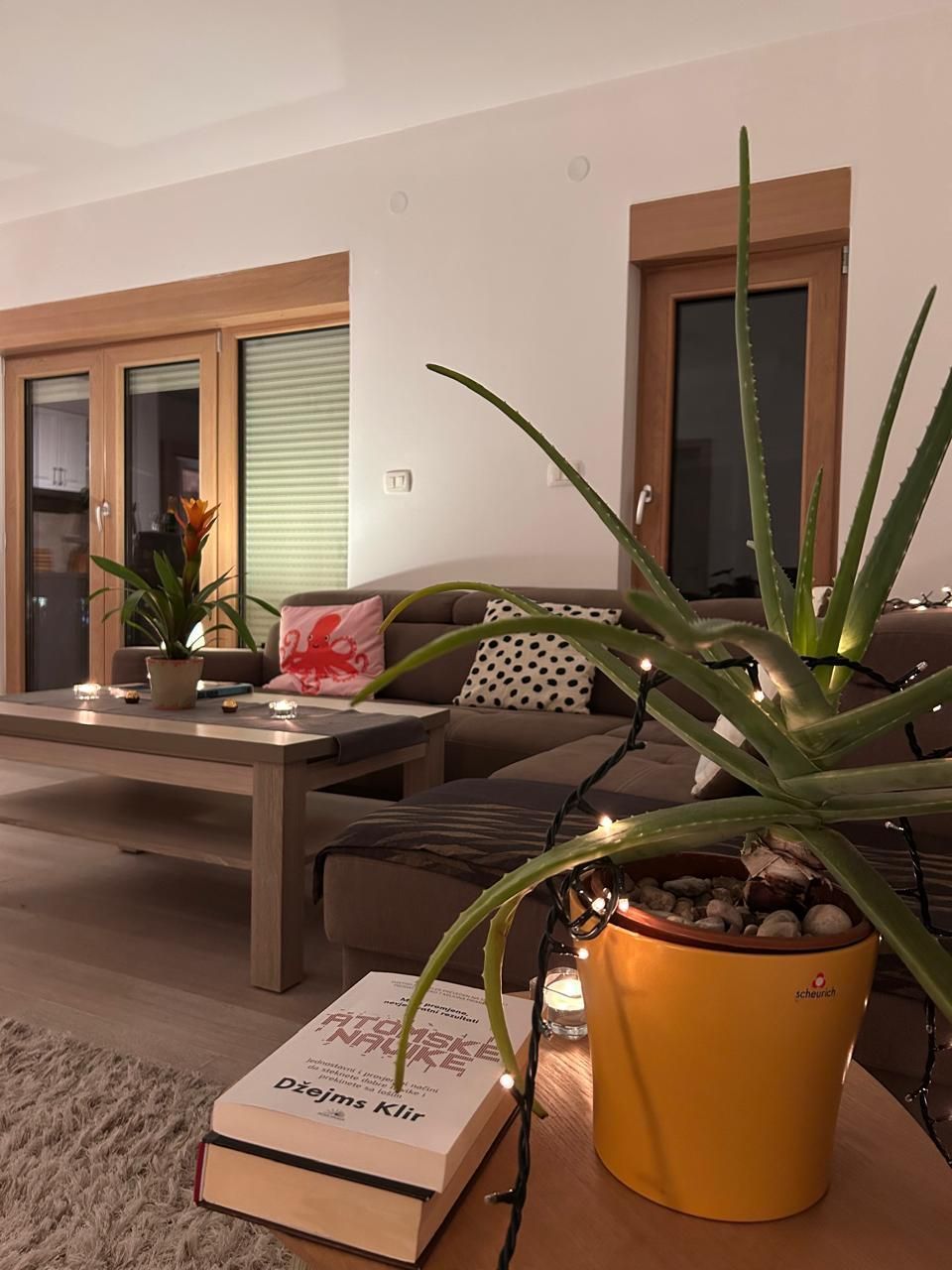 Apartamento en Budva, Montenegro, 74 m² - imagen 1