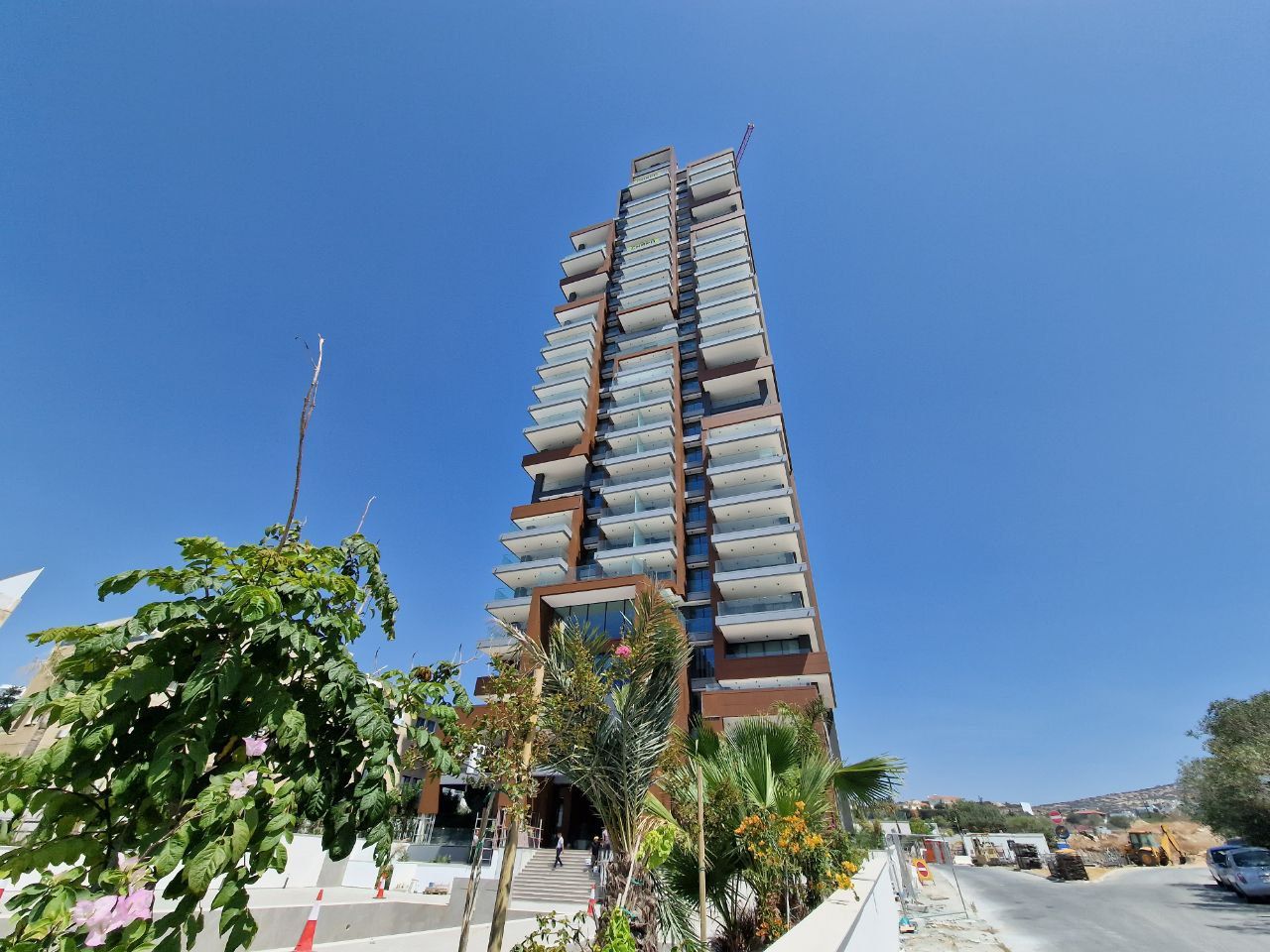 Flat in Agios Tychon, Cyprus, 318 m² - picture 1