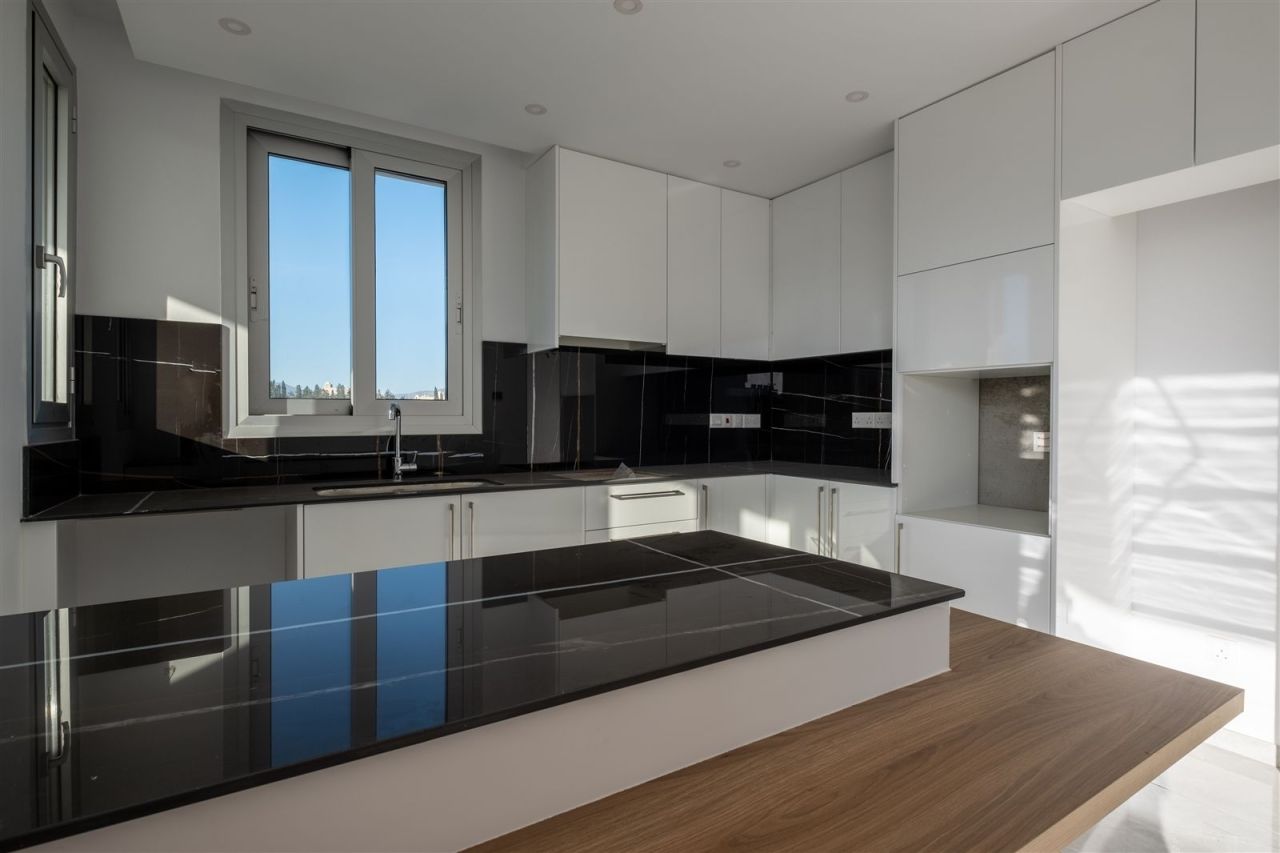 Flat in Nicosia, Cyprus, 147 m² - picture 2