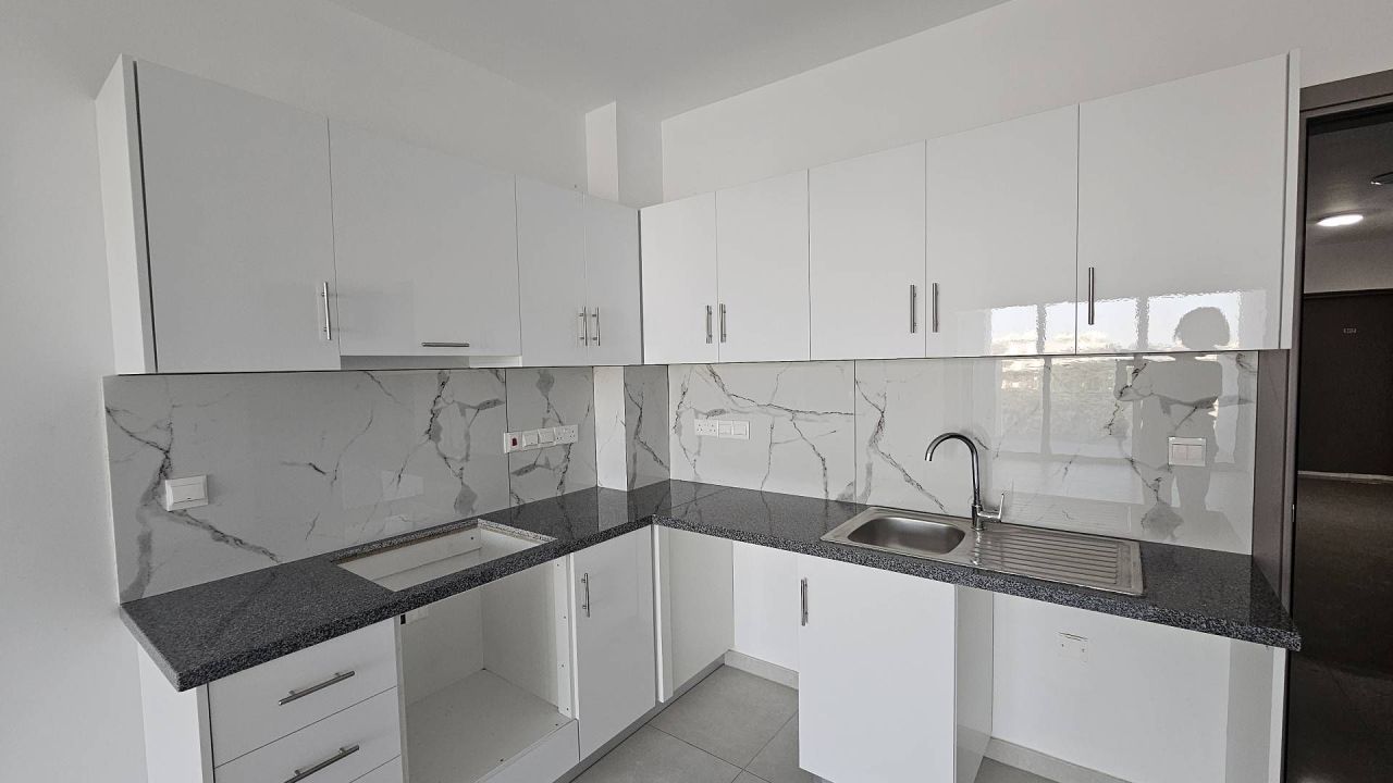 Piso en Protaras, Chipre, 92 m² - imagen 3
