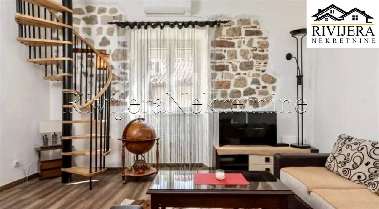Wohnung in Kotor, Montenegro, 58 m² - Foto 1