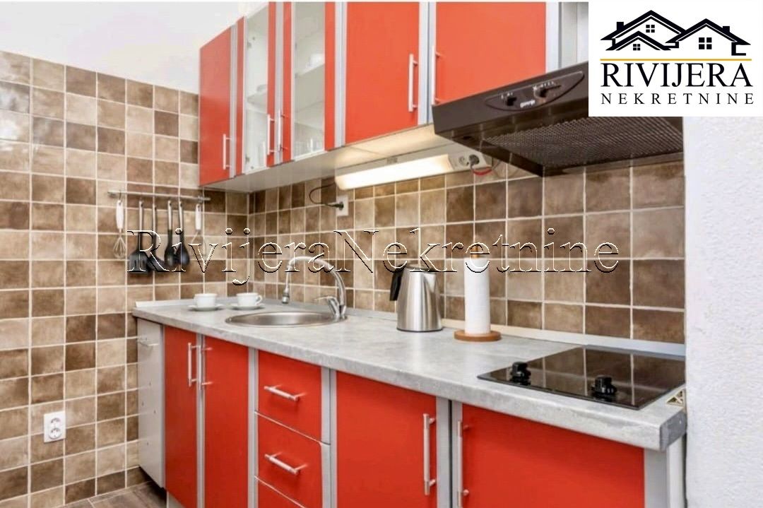 Flat in Kotor, Montenegro, 58 m² - picture 8