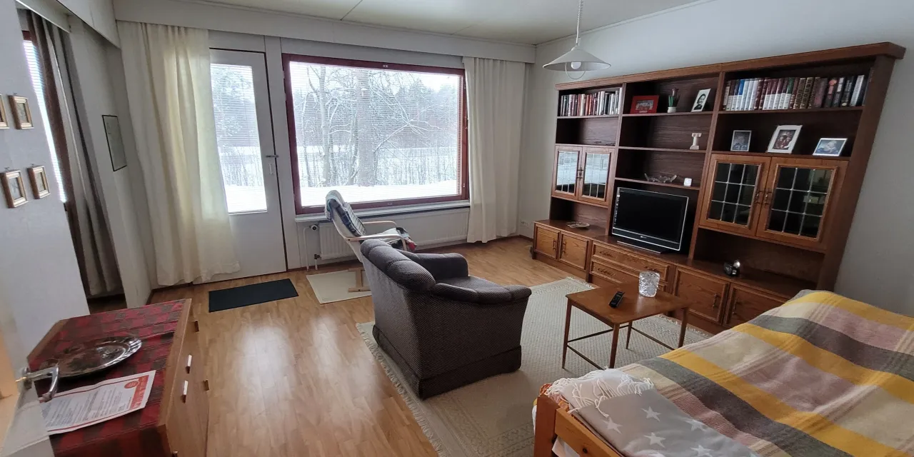 Maison urbaine à Toivakka, Finlande, 61 m² - image 1