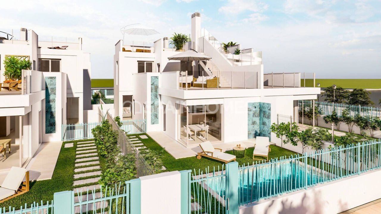 Villa in Los Alcazares, Spain, 197 m² - picture 1