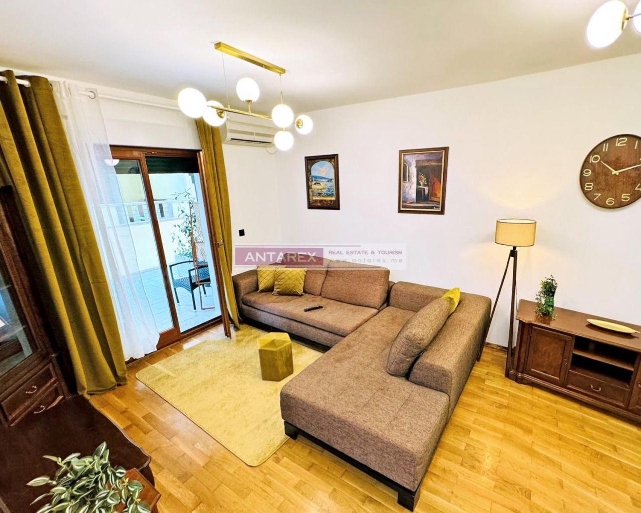 Apartment in Petrovac, Montenegro, 167 m² - Foto 3