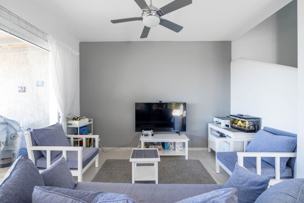 Flat in Paphos, Cyprus, 163 m² - picture 2