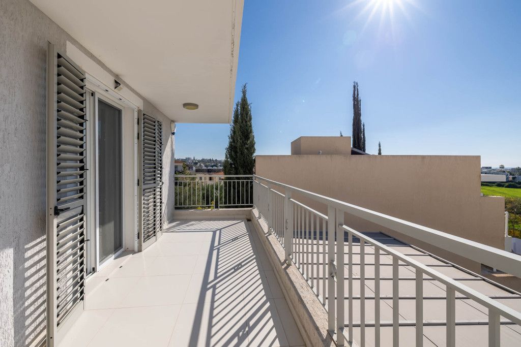 Flat in Paphos, Cyprus, 163 m² - picture 16