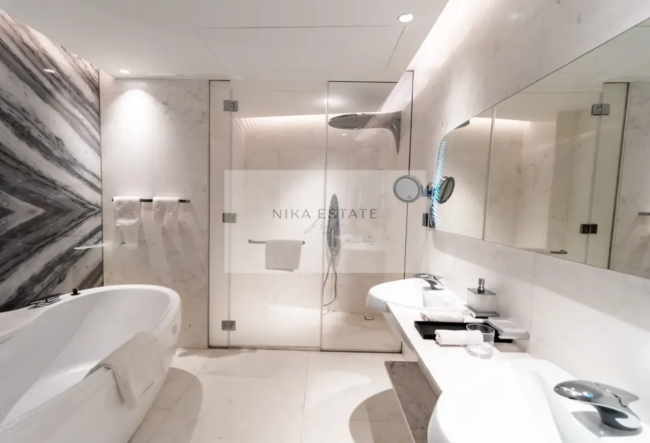 Apartment in Dubai, UAE, 83 m² - picture 1