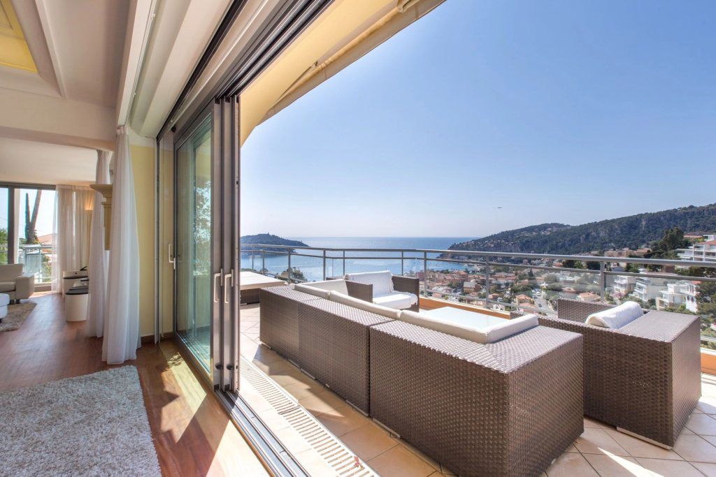 Appartement à Villefranche-sur-Mer, France, 203 m² - image 1