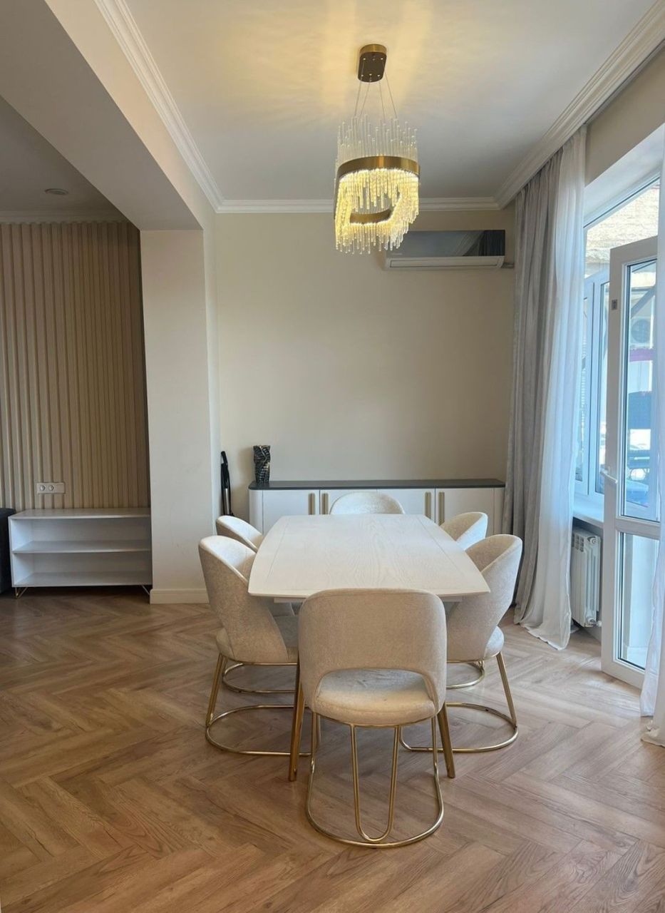 Wohnung in Tiflis, Georgien, 125 m² - Foto 1