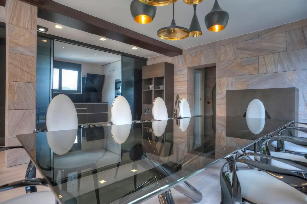 Villa in Tivat, Montenegro, 1 200 m² - Foto 12