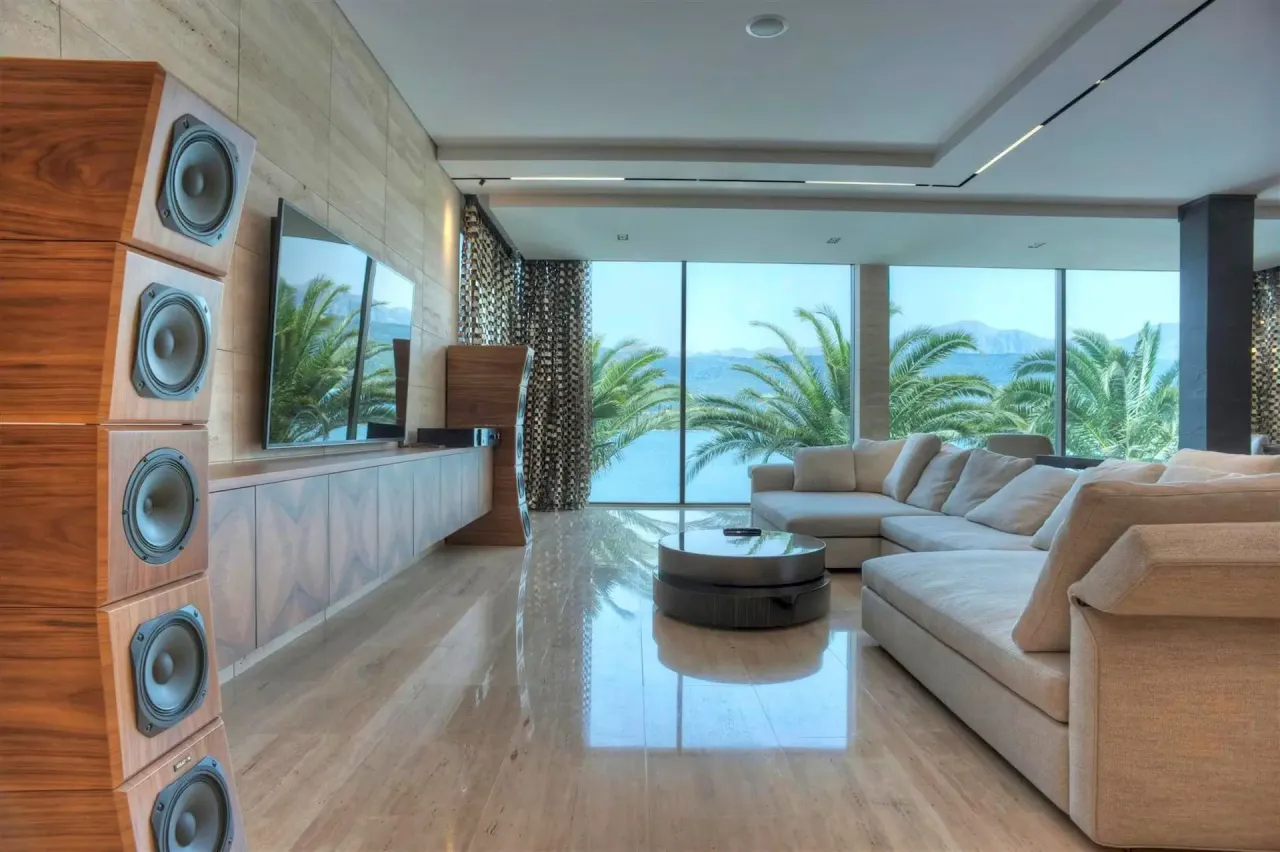 Villa in Tivat, Montenegro, 1 200 m² - Foto 15