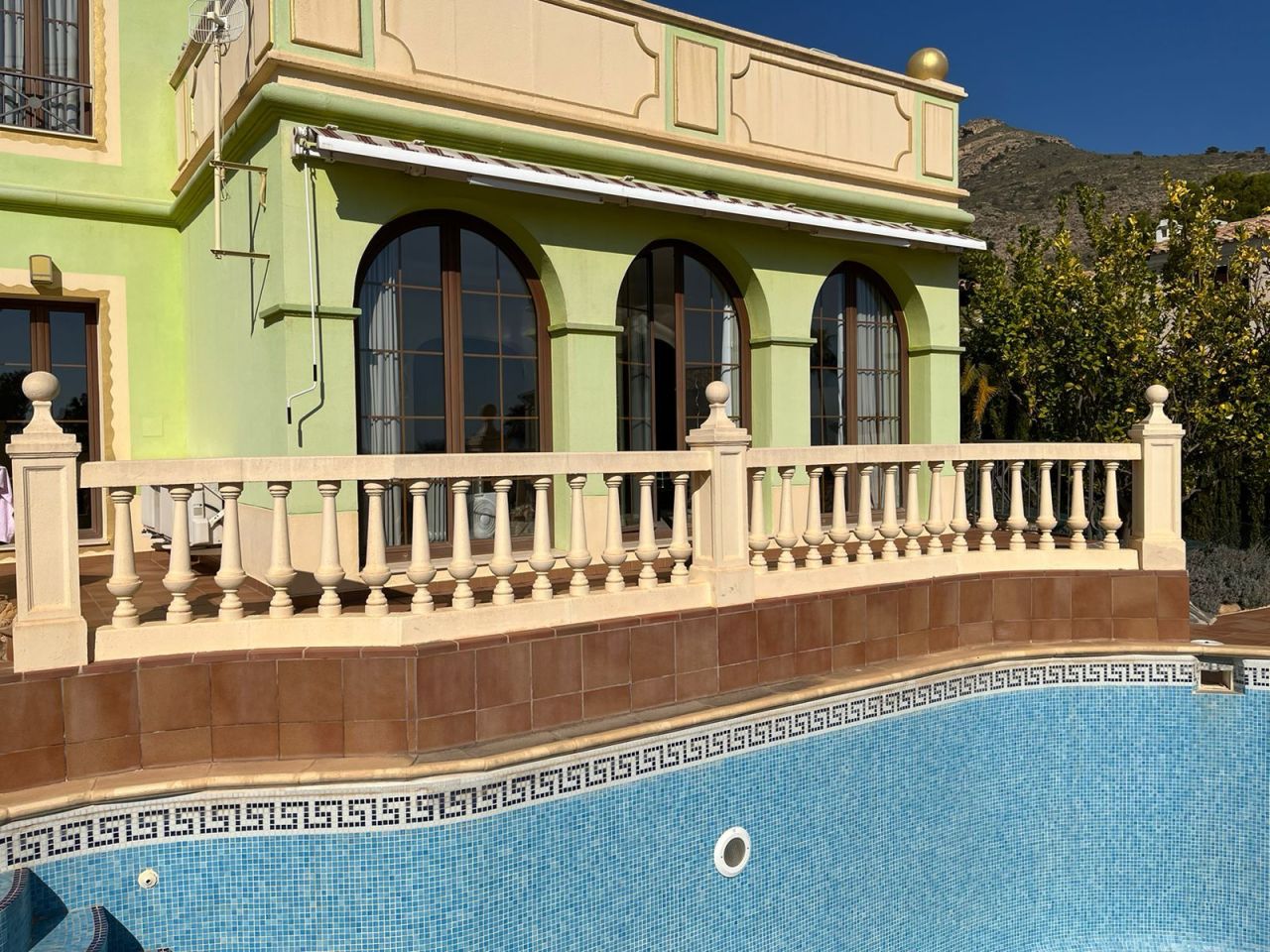 Haus in Costa Blanca, Spanien, 283 m² - Foto 1