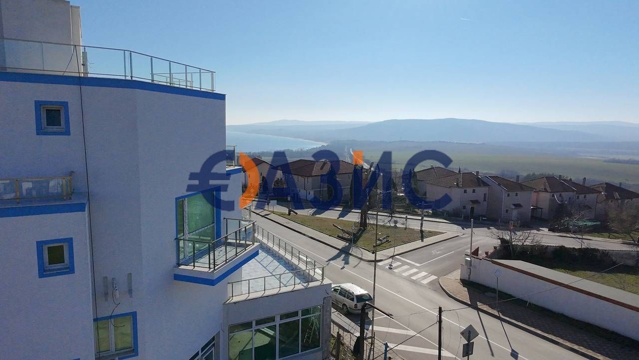 Apartment in Byala, Bulgaria, 80.3 m² - picture 3