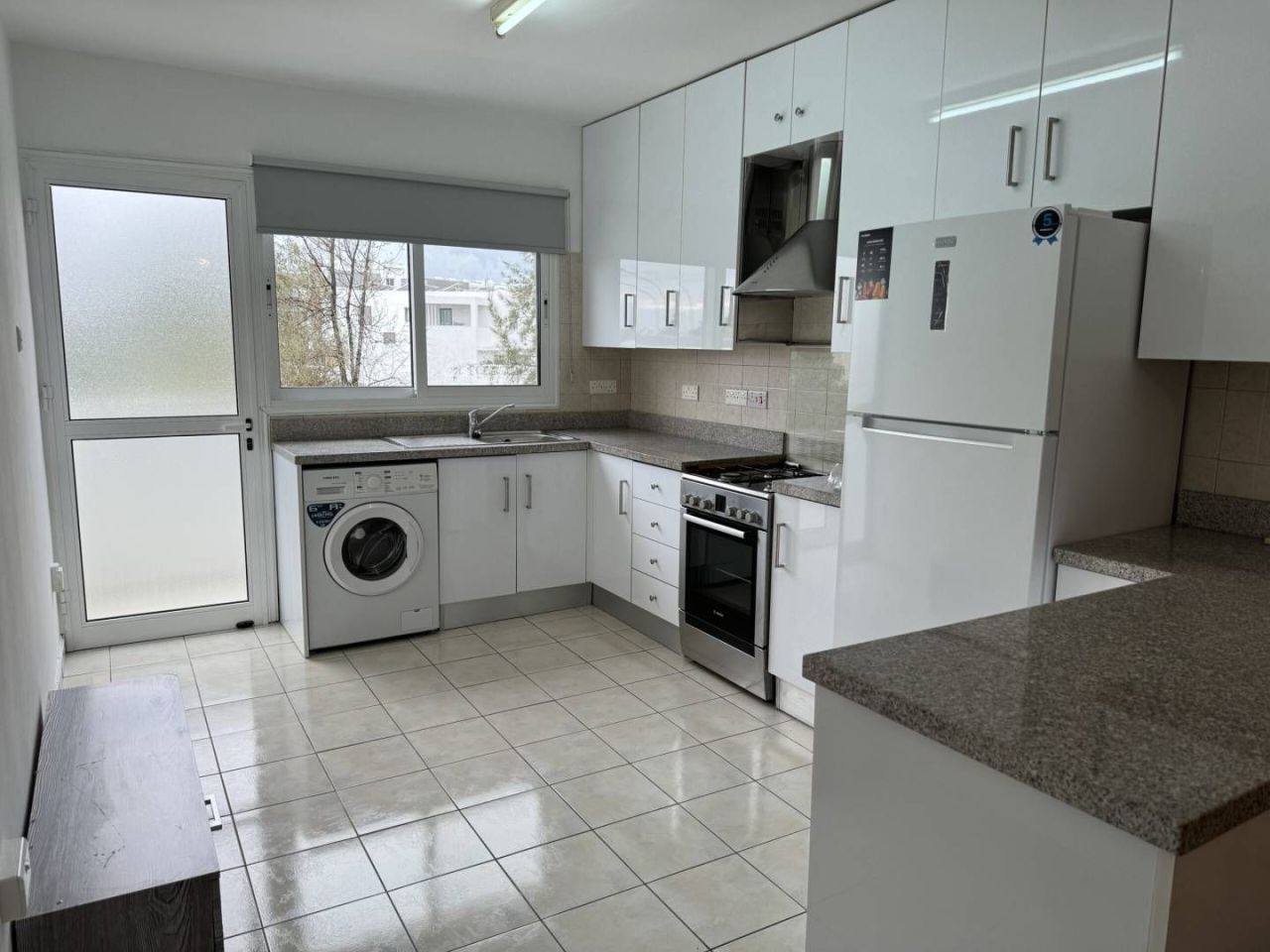 Appartement à Larnaca, Chypre, 90 m² - image 2