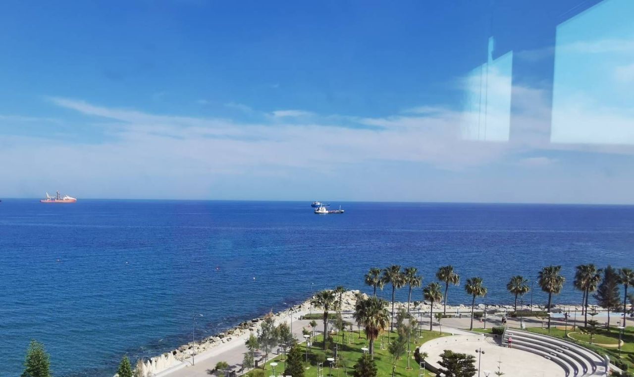 Oficina en Limasol, Chipre, 276 m² - imagen 2