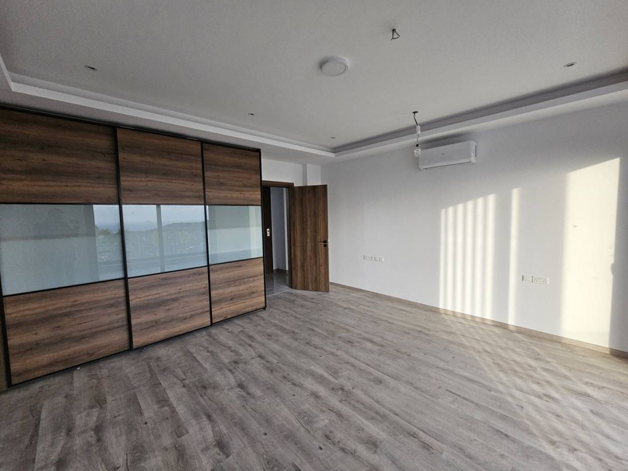 Casa a Parekklisia, Cipro, 412 m² - foto 5
