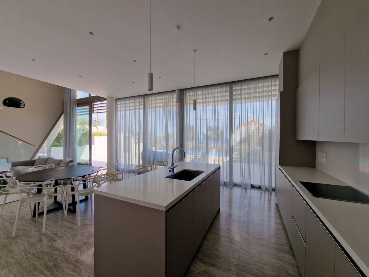 Casa a Mouttagiaka, Cipro, 233 m² - foto 8