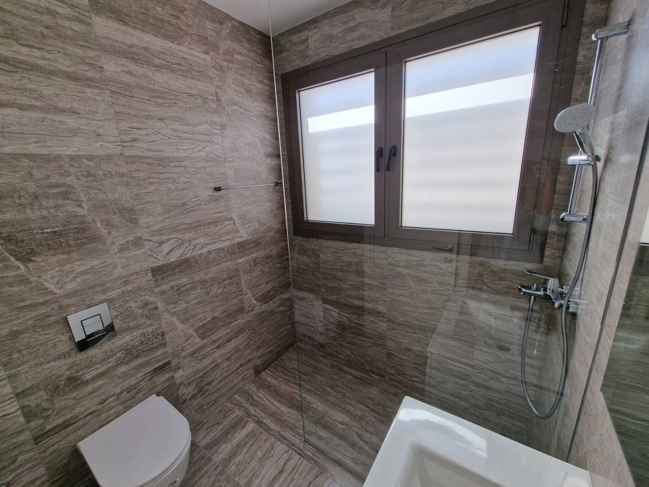 Casa a Mouttagiaka, Cipro, 233 m² - foto 12