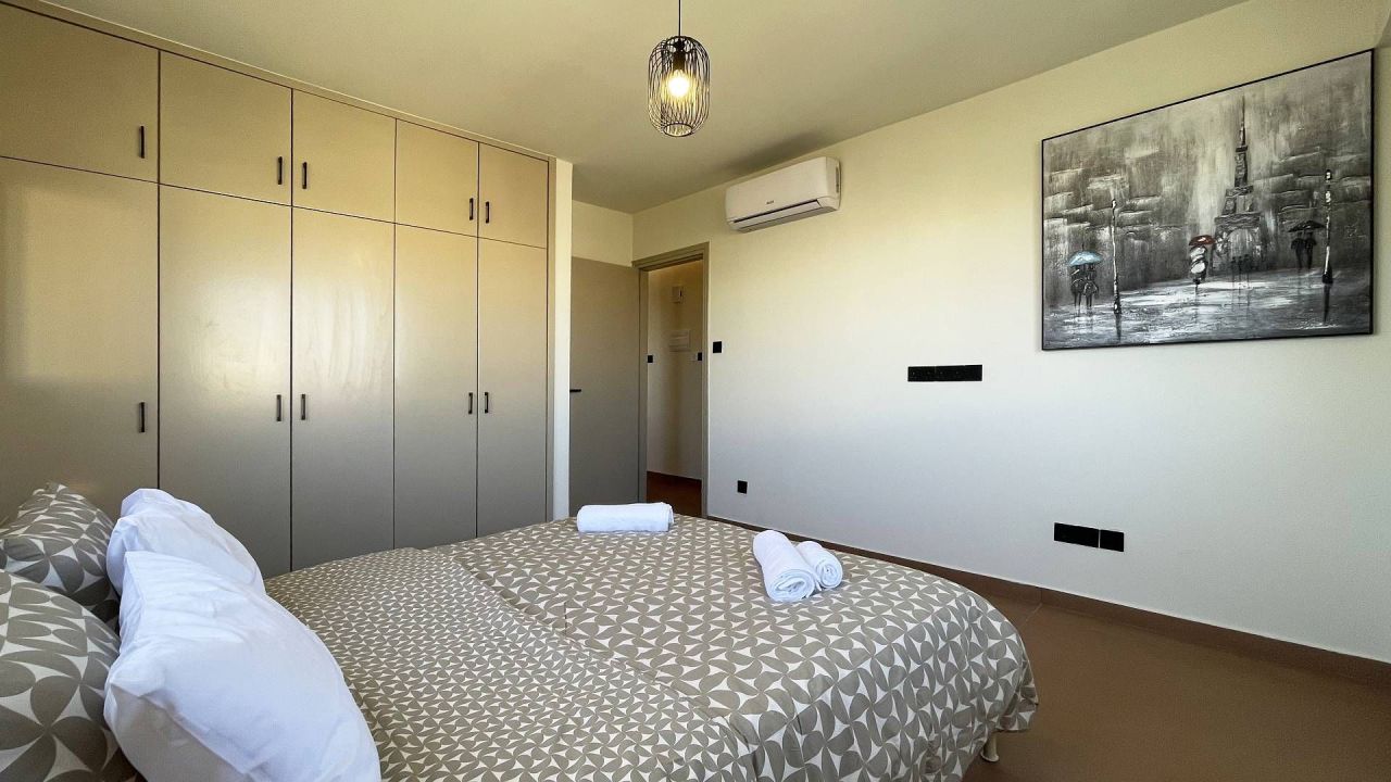 Flat in Larnaca, Cyprus, 90 m² - picture 17