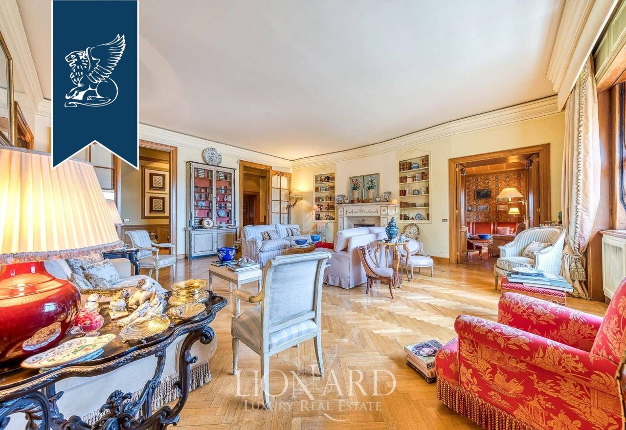 Appartement à Rome, Italie, 400 m² - image 1