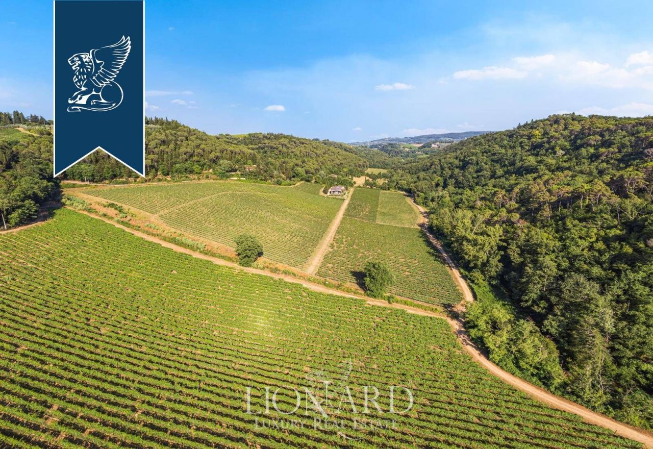 Ferme à Florence, Italie, 750 m² - image 3