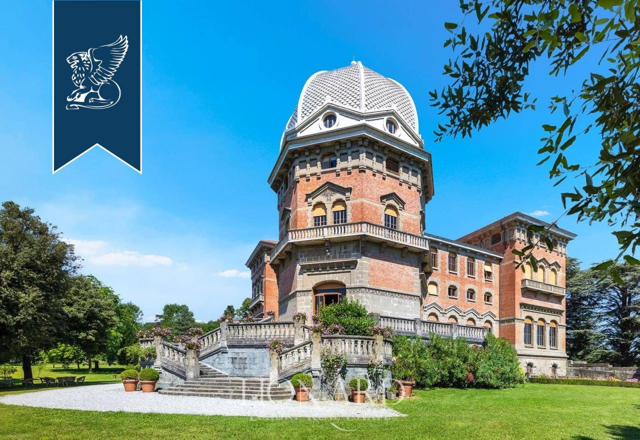 Castle in Savona, Italy, 5 300 m² - picture 6