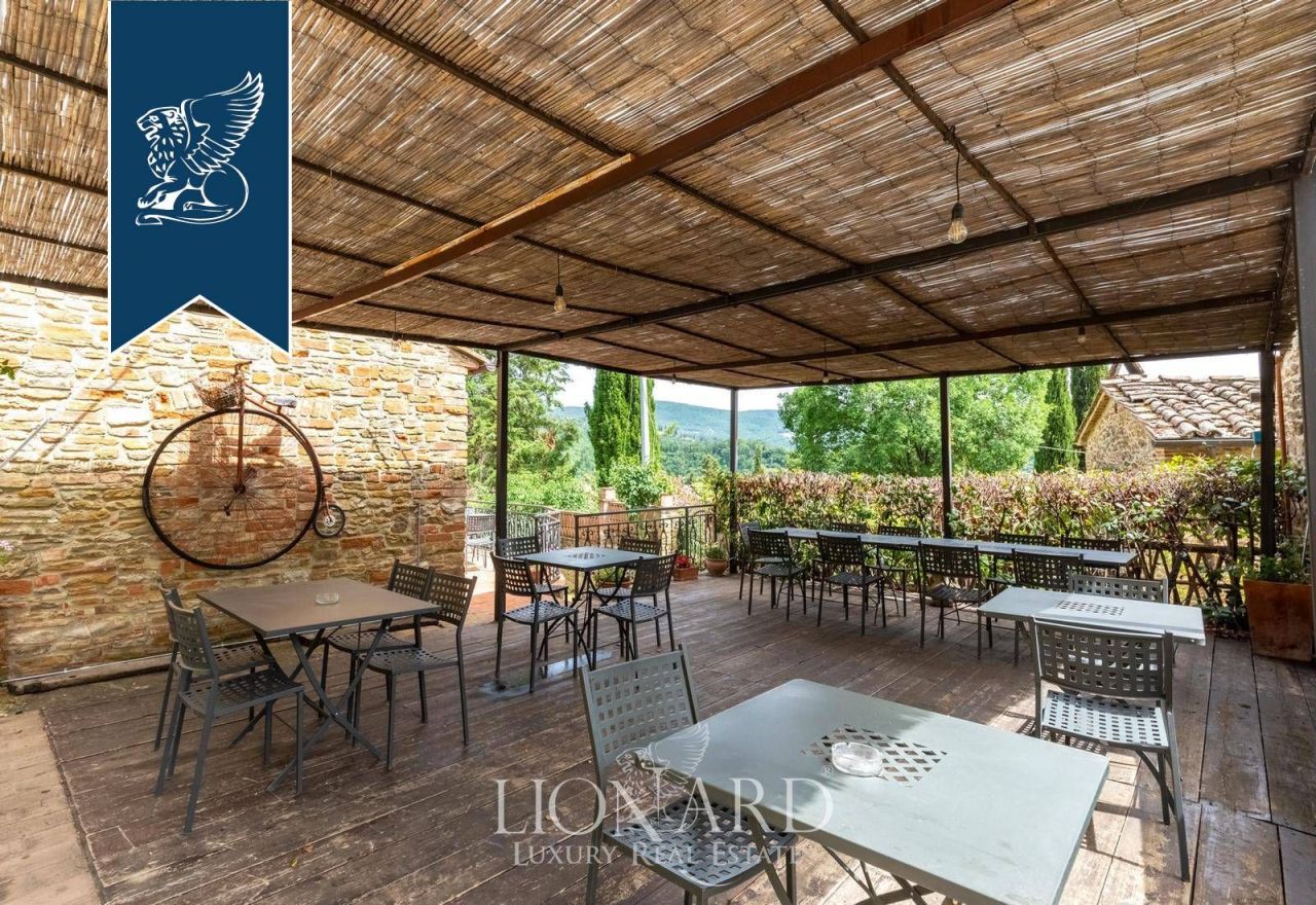 Villa in Arezzo, Italien, 1 200 m² - Foto 7