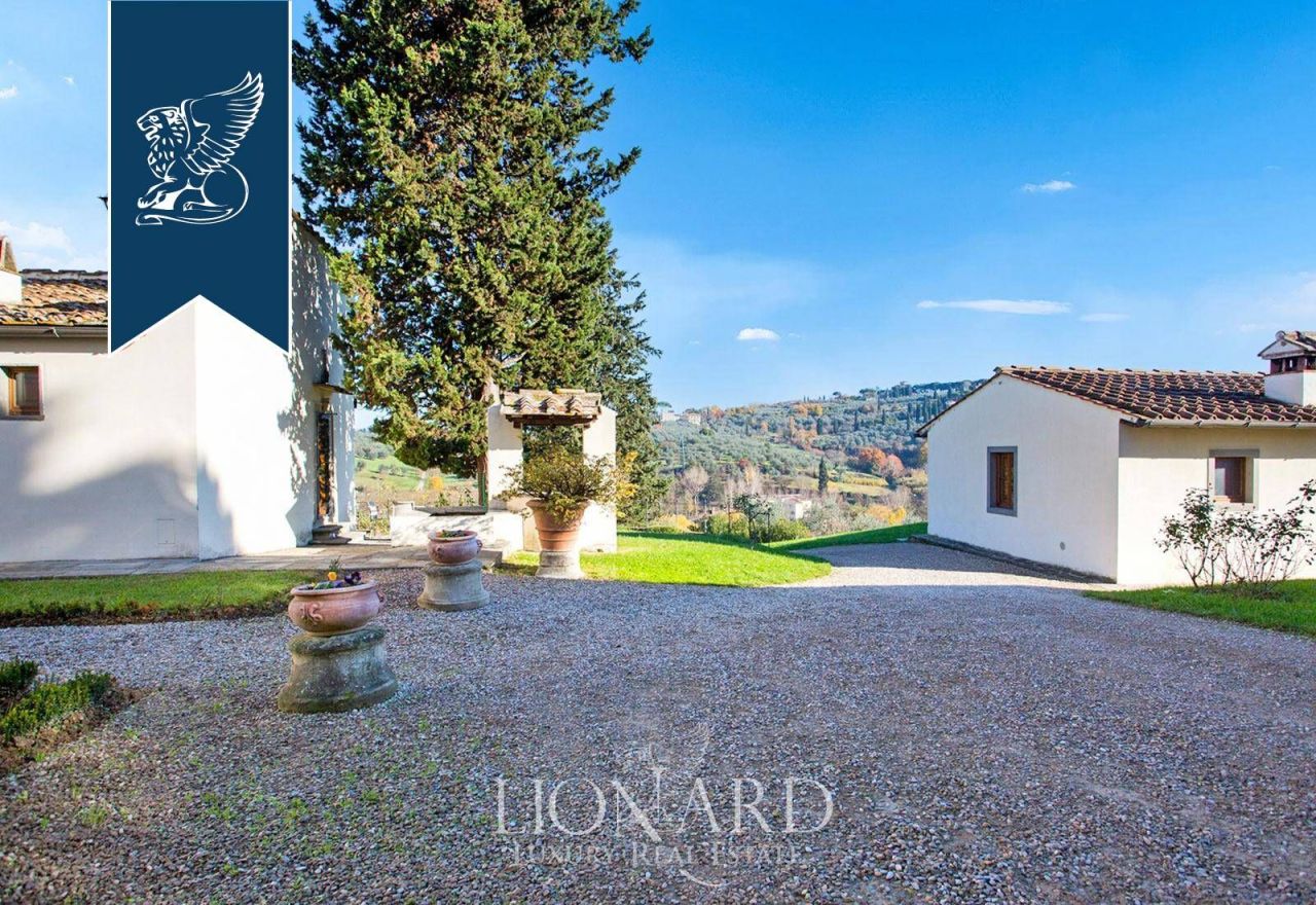 Villa in Florence, Italy, 1 700 m² - picture 8