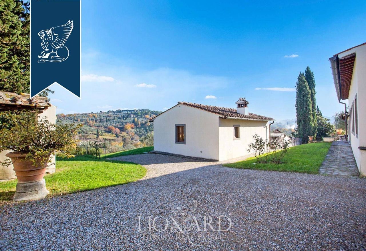 Villa in Florence, Italy, 1 700 m² - picture 9