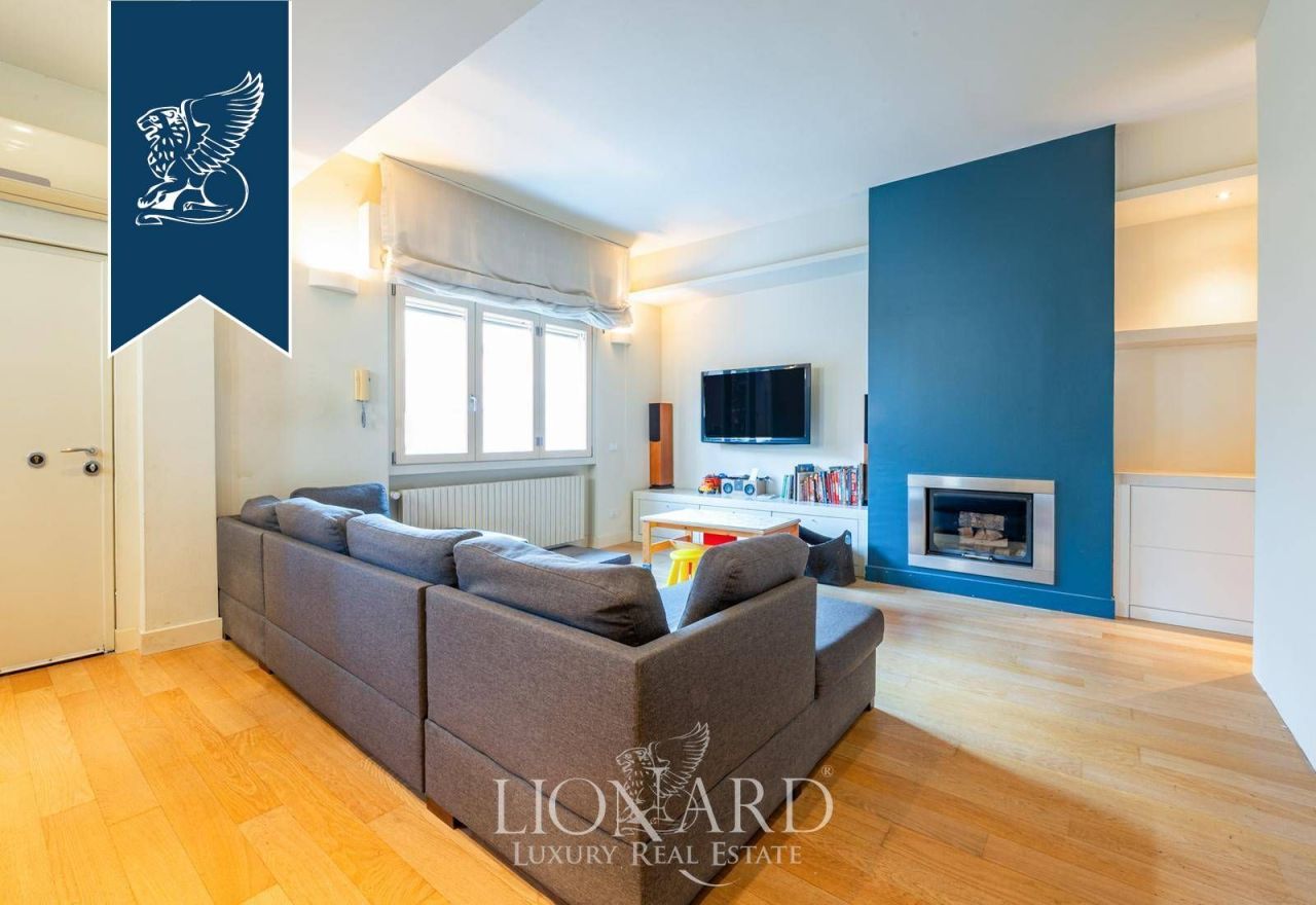 Villa in Milan, Italy, 265 m² - picture 13