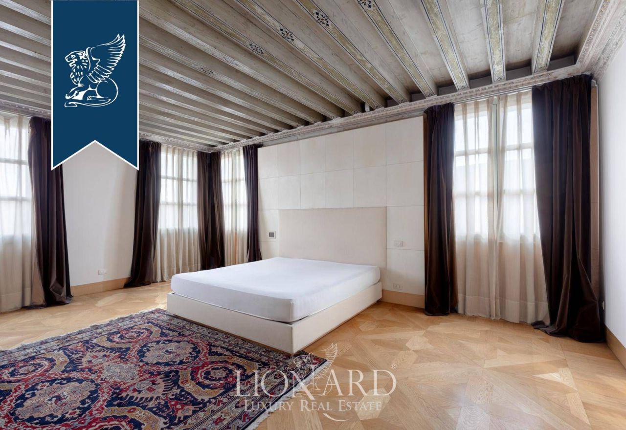 House in Vicenza, Italy, 1 000 m² - picture 16