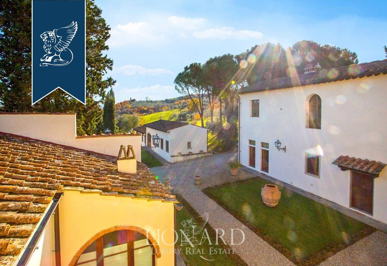 Villa in Florence, Italy, 1 700 m² - picture 16