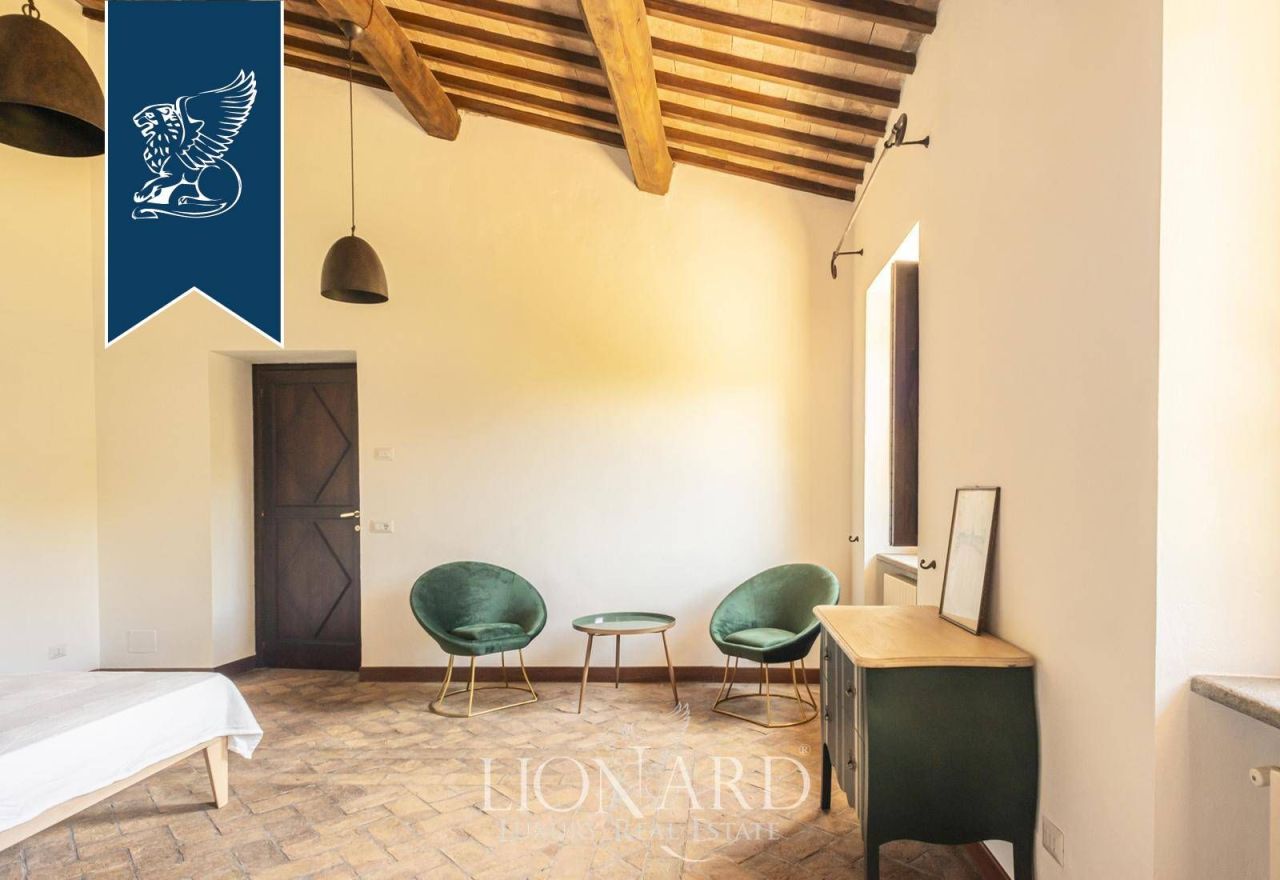 Farm in Viterbo, Italy, 1 800 m² - picture 19