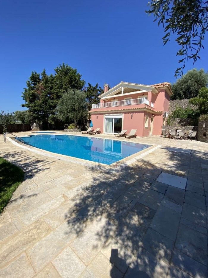 Villa en Corfú, Grecia, 132 m² - imagen 1