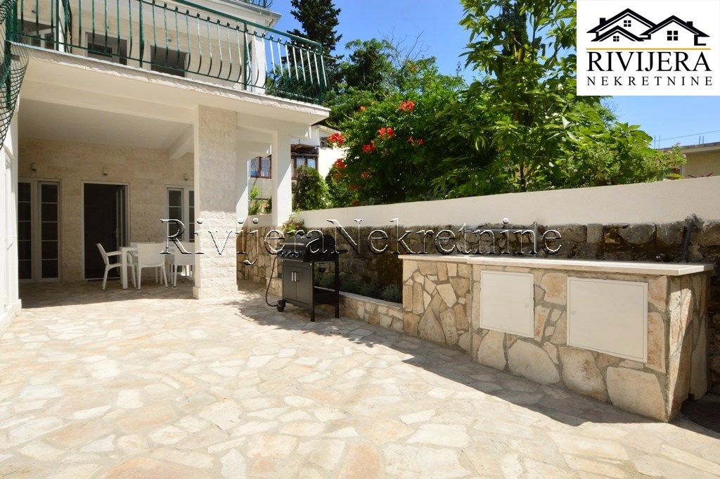 Casa a Herceg-Novi, Montenegro, 194 m² - foto 2