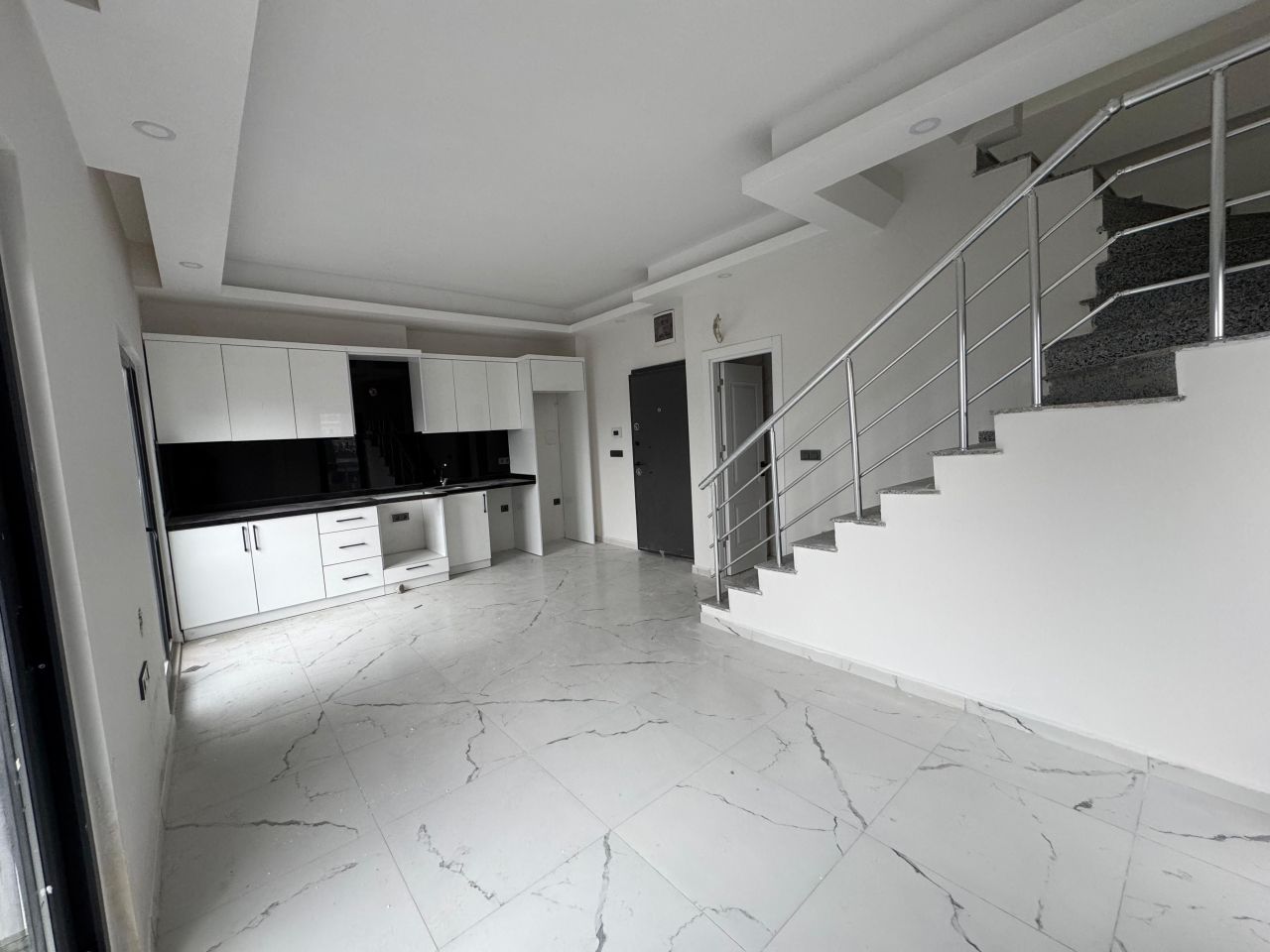 Appartement à Avsallar, Turquie, 100 m² - image 1