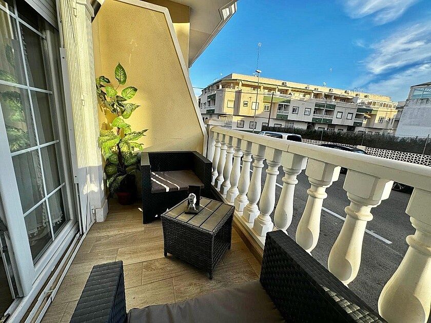 Apartment in Torrevieja, Spain, 80 m² - picture 1