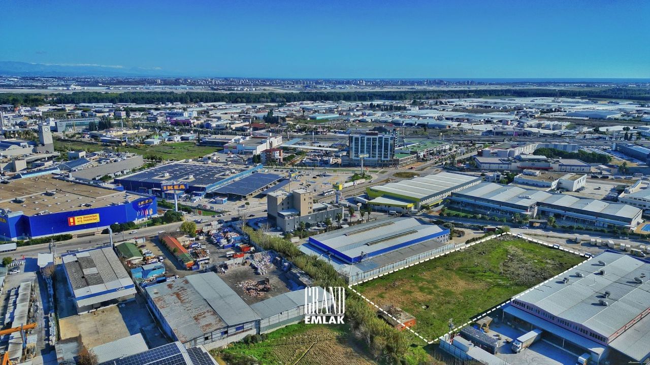 Terreno a Antalya, Turchia, 8 252 m2 - foto 2