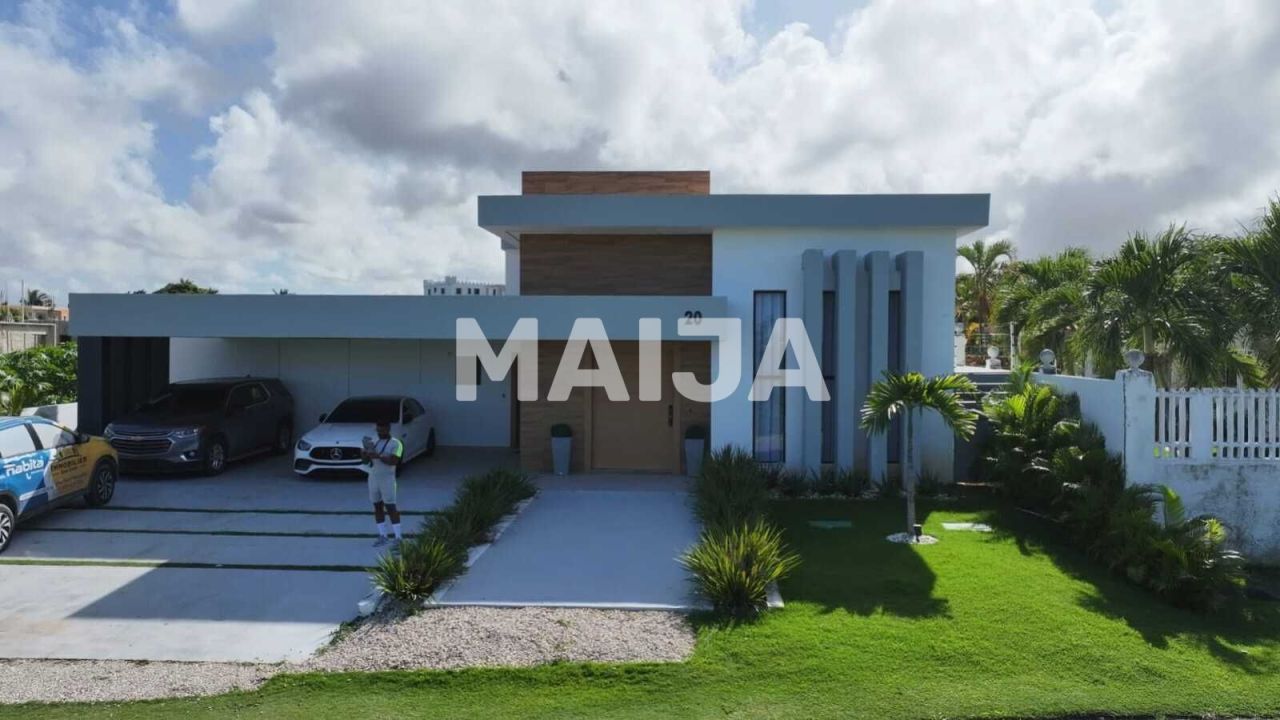 Haus in Punta Cana, Dominikanische Republik, 360 m² - Foto 1