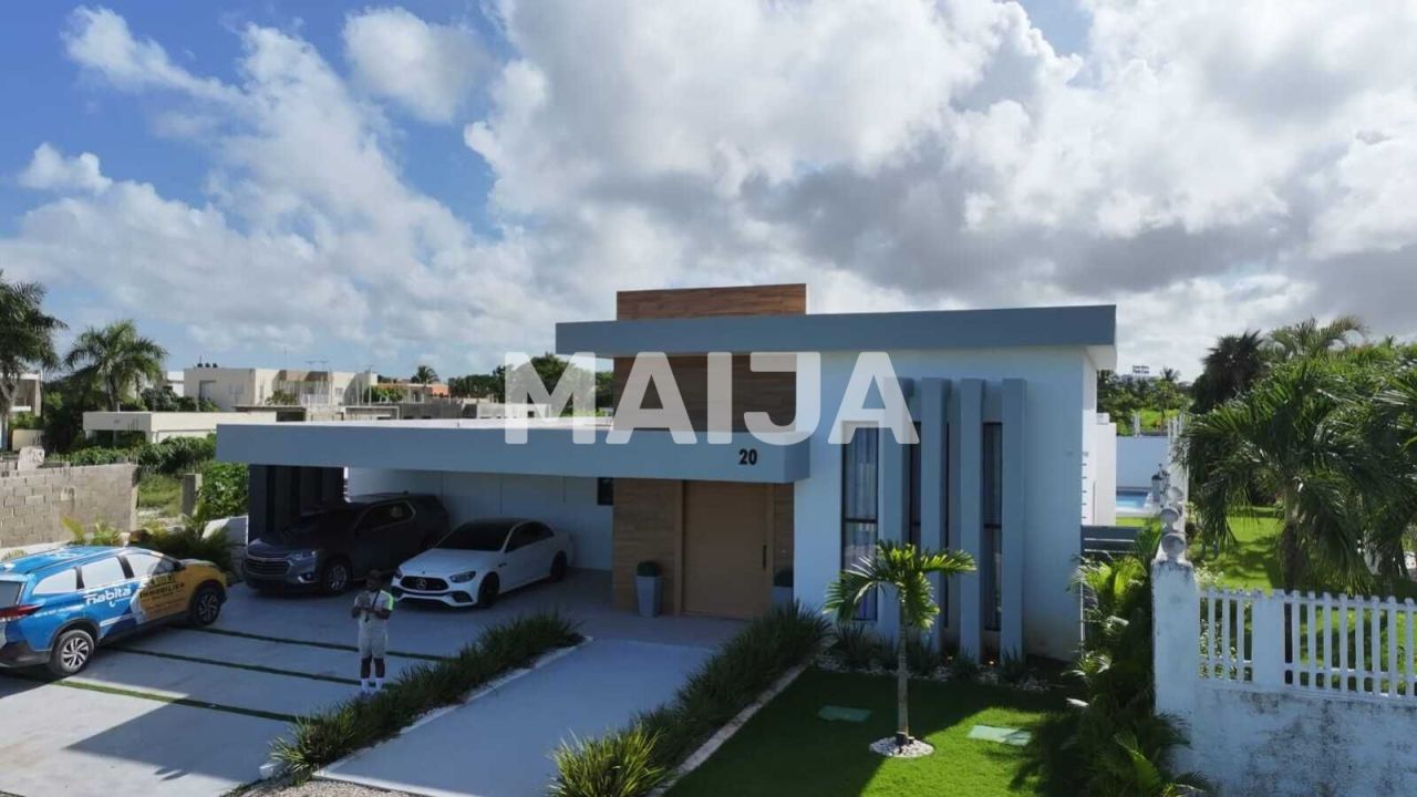 House in Punta Cana, Dominican Republic, 360 m² - picture 4