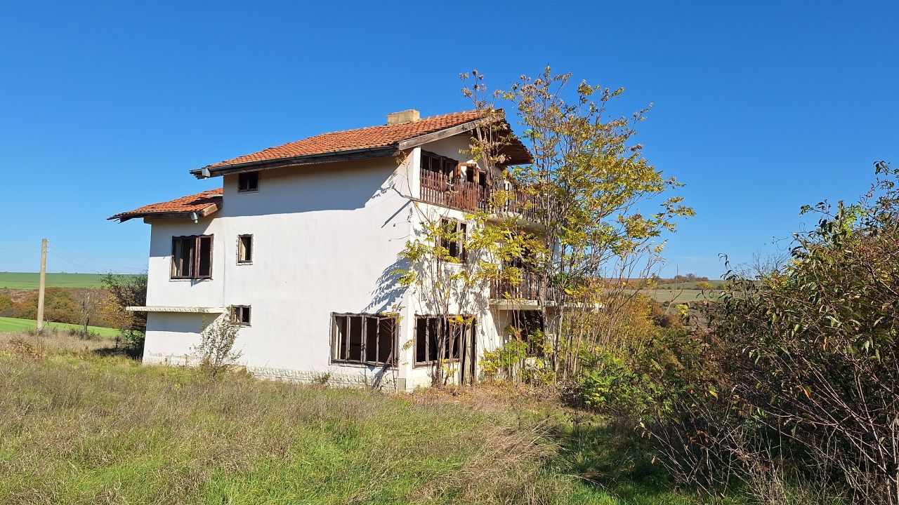 Casa en Varna, Bulgaria, 300 m² - imagen 1