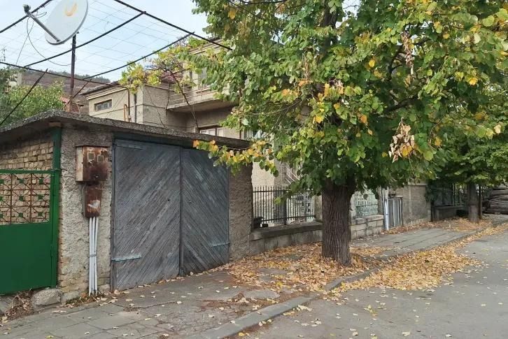 Casa a Provadia, Bulgaria, 210 m² - foto 2