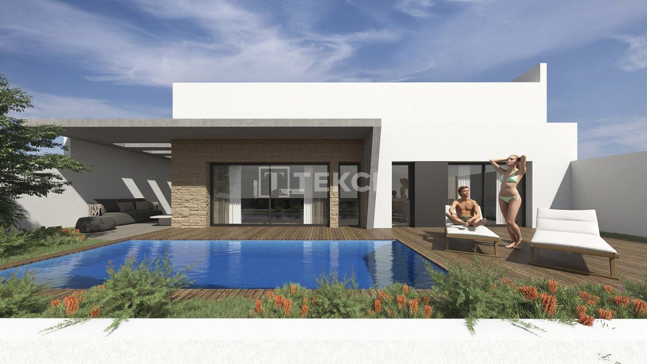 Villa in Torrevieja, Spain, 340 m² - picture 1